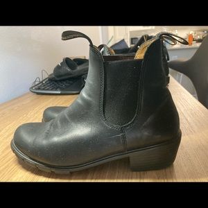 Blundstone Heeled Boot Style #1671 Size 9.5